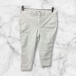Gap White Pinstripe Jeans Slim City Crop  Size 4